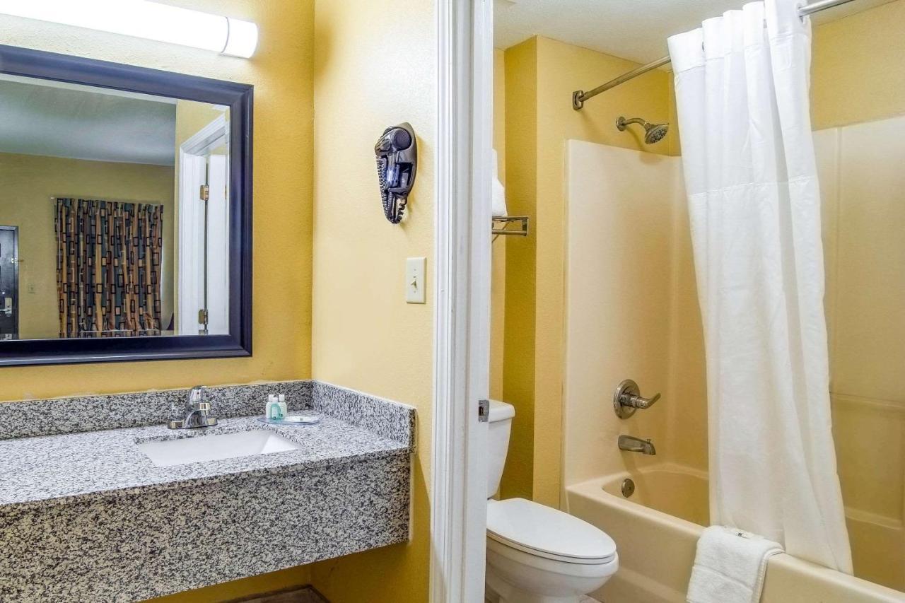 Quality Inn West Columbia - Cayce Exterior foto